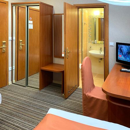 Economy Room In Hotel Eney Lviv Luaran gambar