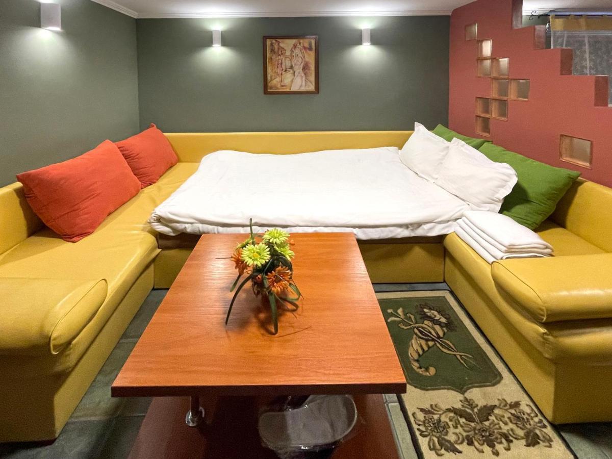 Economy Room In Hotel Eney Lviv Bilik gambar