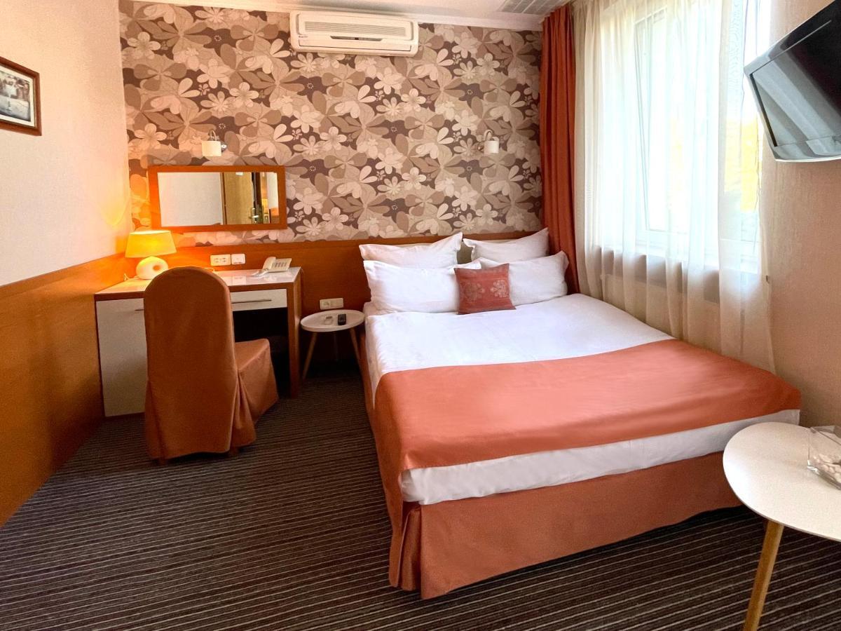 Economy Room In Hotel Eney Lviv Luaran gambar