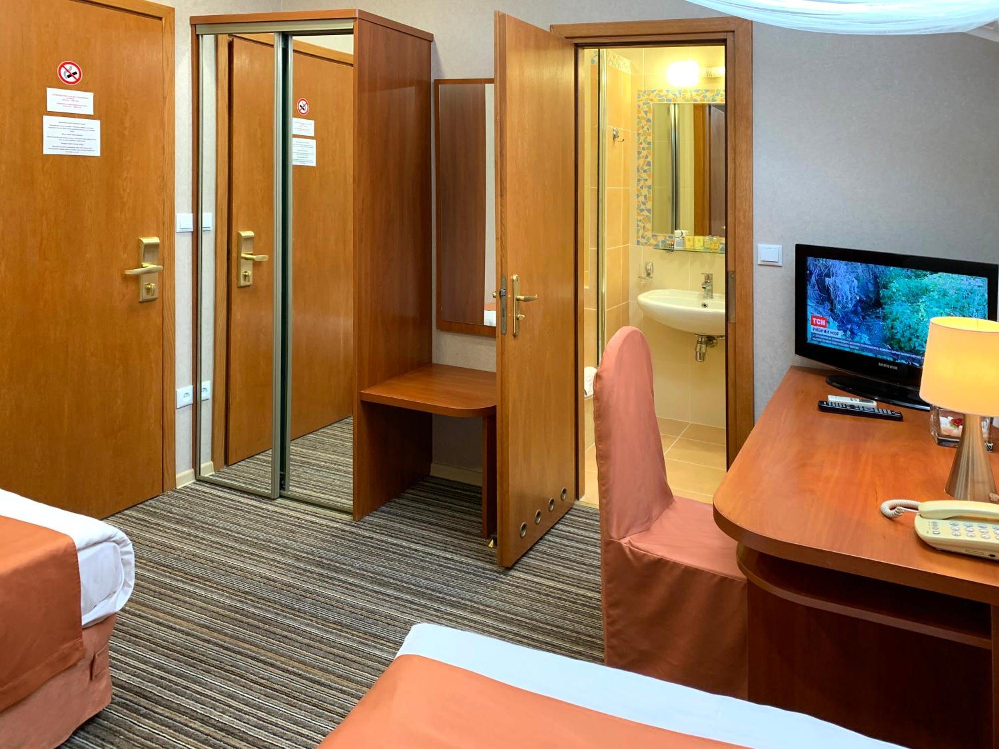 Economy Room In Hotel Eney Lviv Luaran gambar